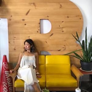 Meet your Posher, Kelly